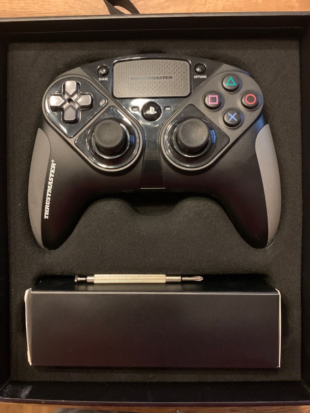 Thrustmaster eSwap Pro Controller PS4